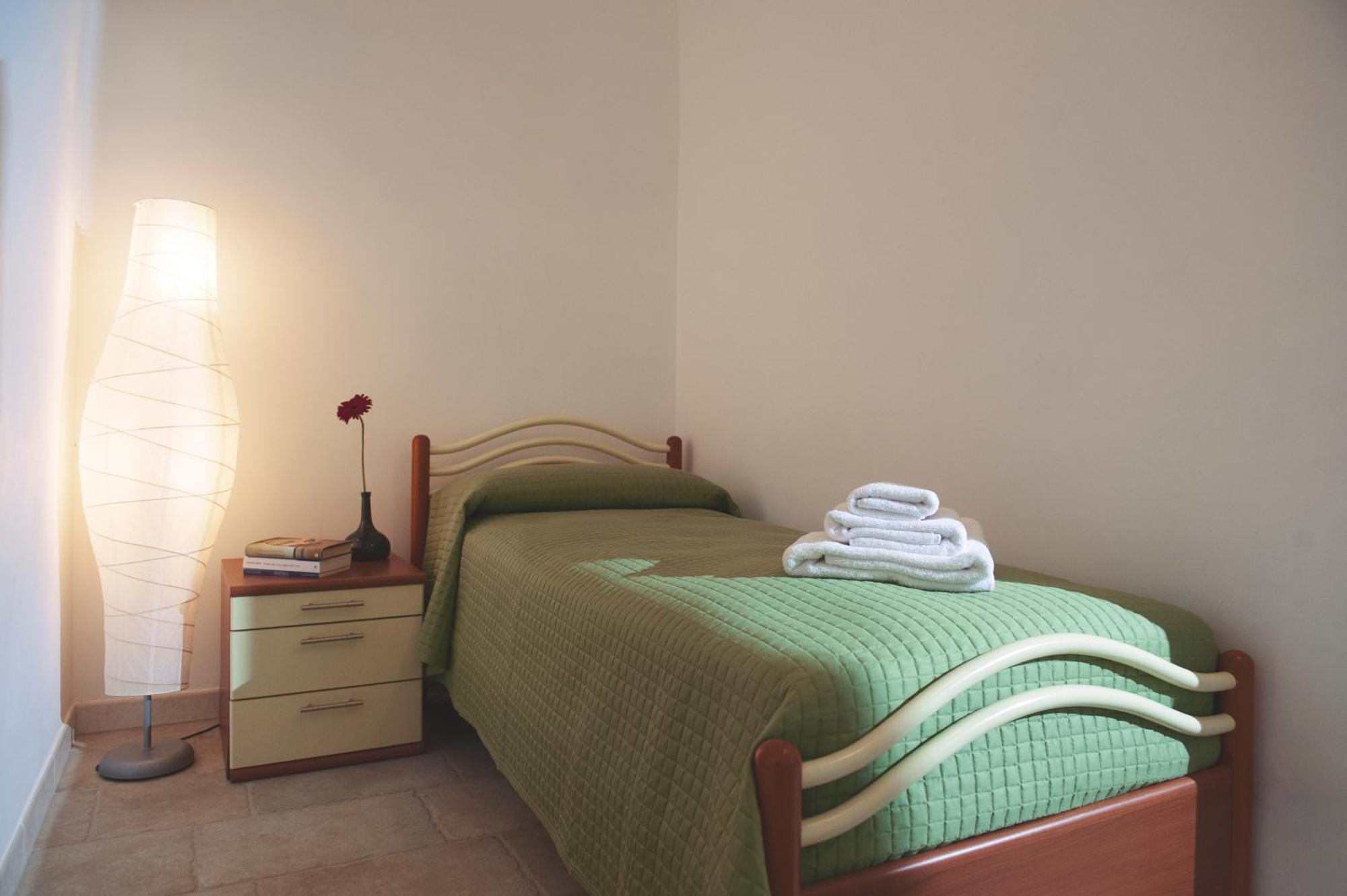 צ'יסטרנינו Agriturismo Masseria Calongo חדר תמונה